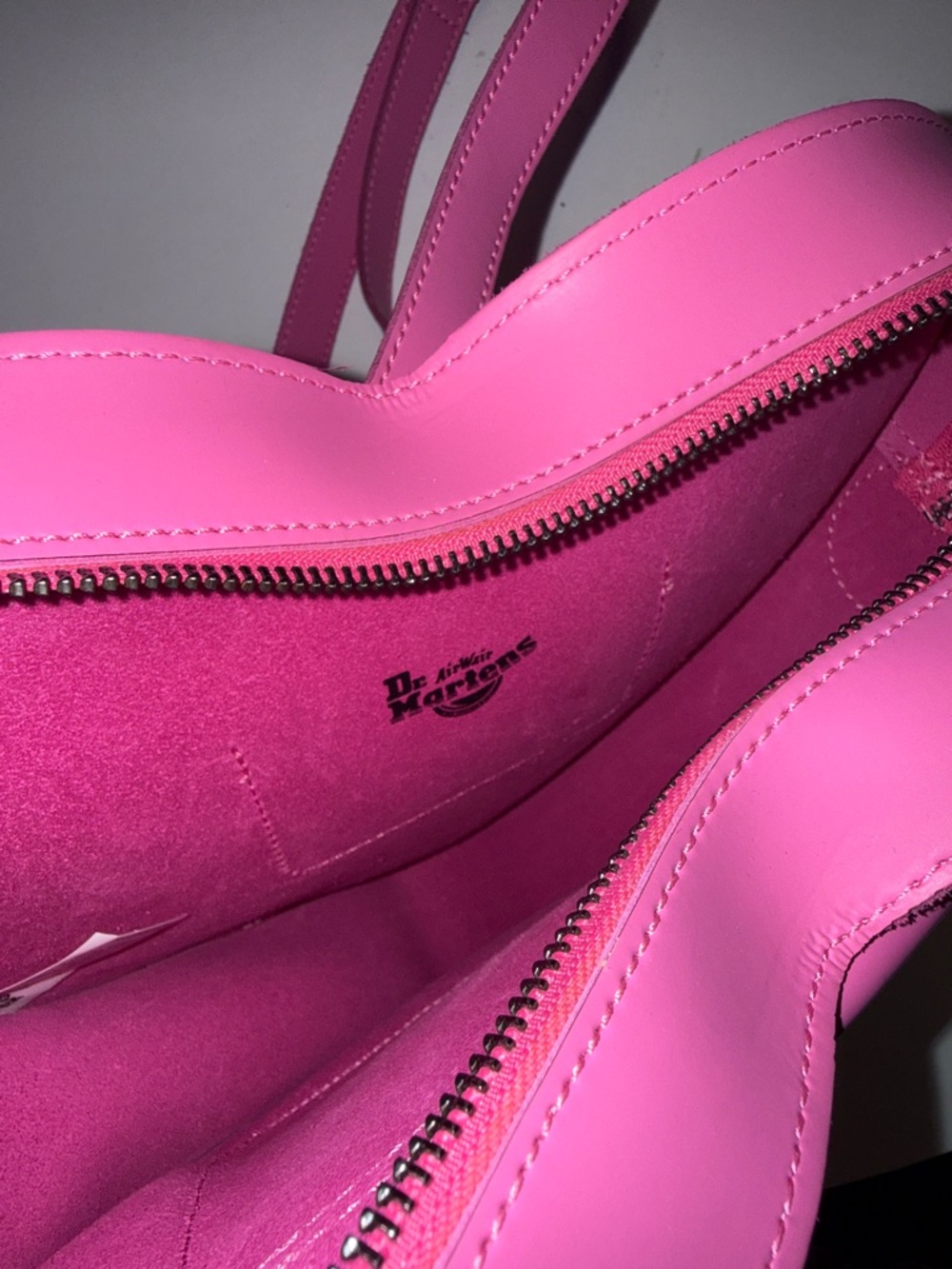 Dr. Martens Hot Pink Heart Backpack - Picture 3 of 4